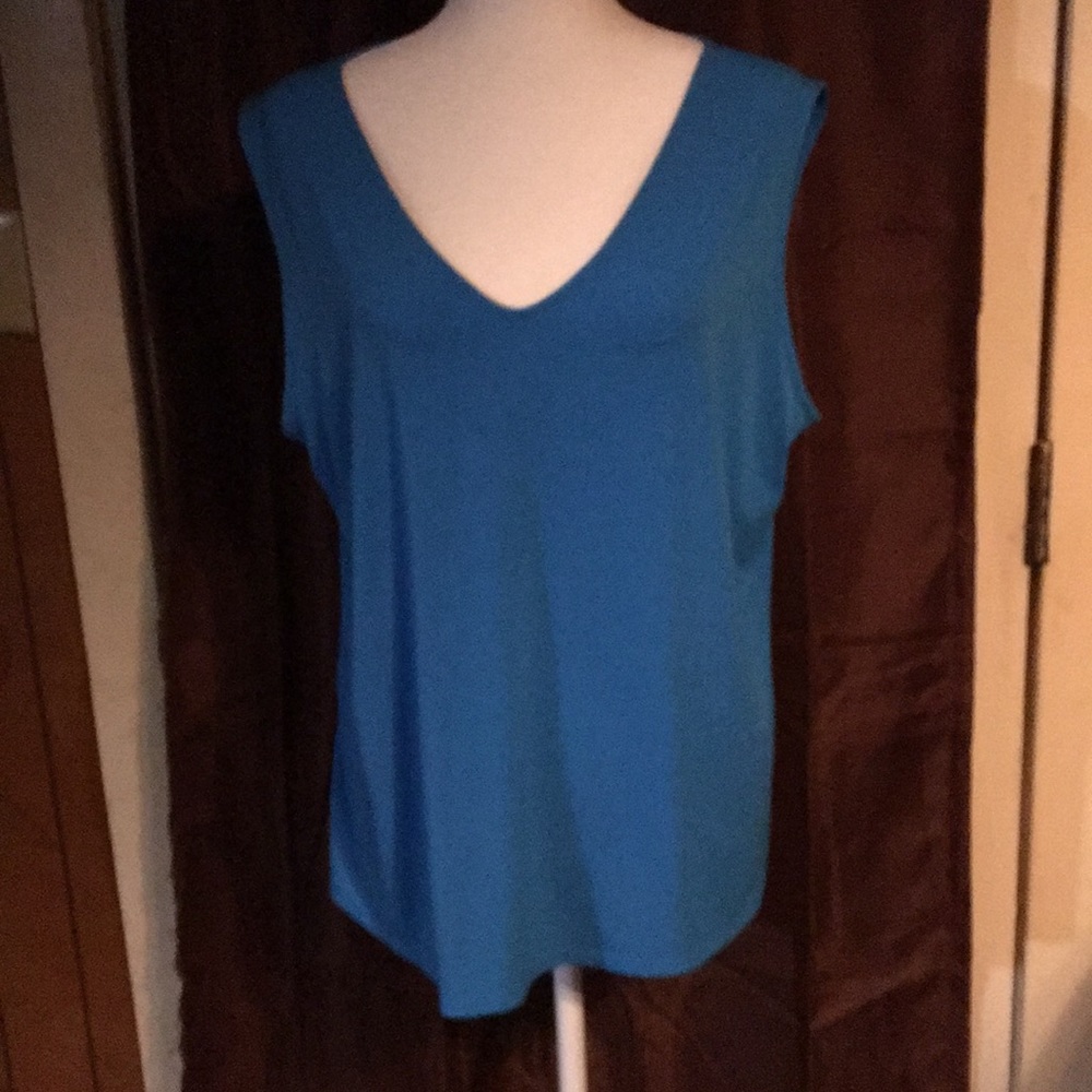 Turquoise top